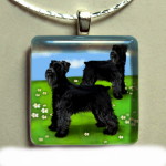 Giant Schnauzer Black-Giant black schanuzer glass pendants, pet lovers jewlery, wholesale giant black schanuzer pendants, dog breed pendants,
